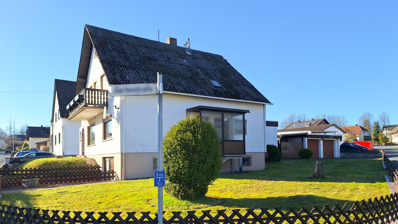 Großzügiges Einfamilienhaus mit Garten zur Miete!